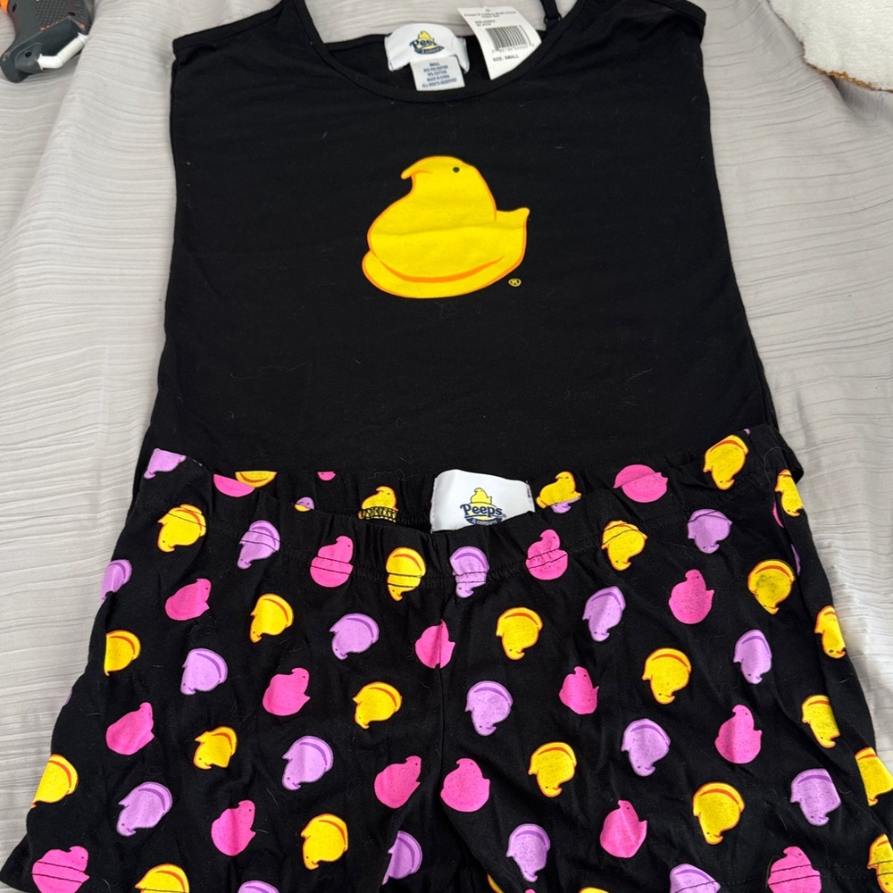 Peeps Women's Black Pajama Set with Multicolor peep ducks